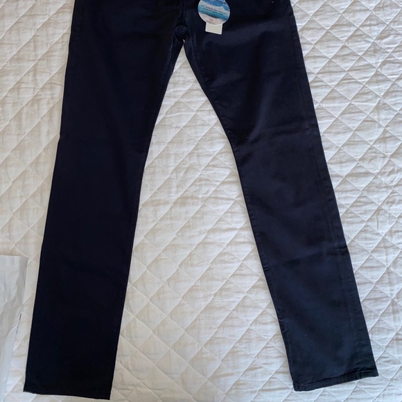 Men’s AG The Graduate Slim Pants in Navy - Picture 9 of 10